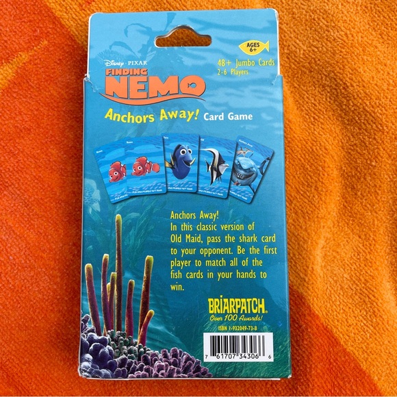 Finding Nemo Kid Slippers and Anchors Away Card Game - Picture 7 of 9